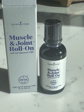 YOUNG LIVING ROLL ON JOINT ESSENTIAL OIL BRAND NEW IN BOX
